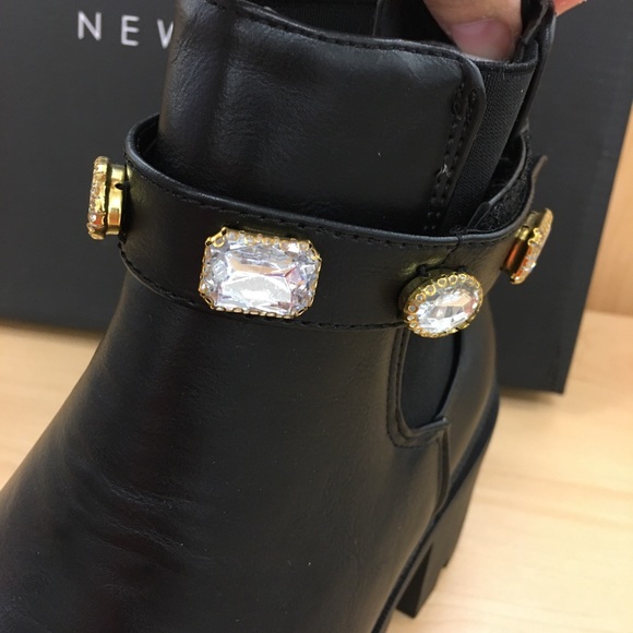 🖤💎Nicole Miller Gem Ankle Boots 🖤💎 - Picture 9 of 9